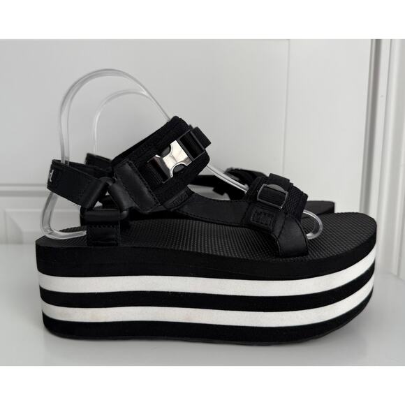 Teva Flatform Sandals - Women's Size 8 - Picture 1 of 7